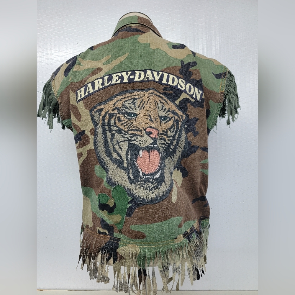 US Army Fringe Ozzy Vest Rock Patches Harley Davidson Upcycled - Picture 7 of 15